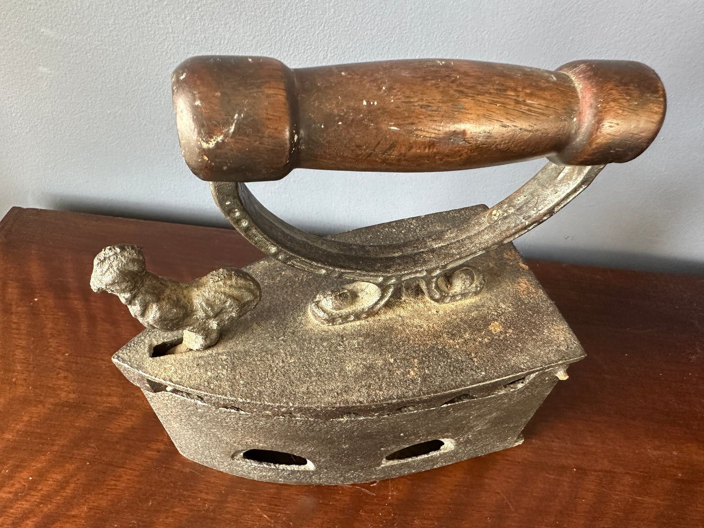 Charcoal Box Iron with Chicken / Rooster Latch