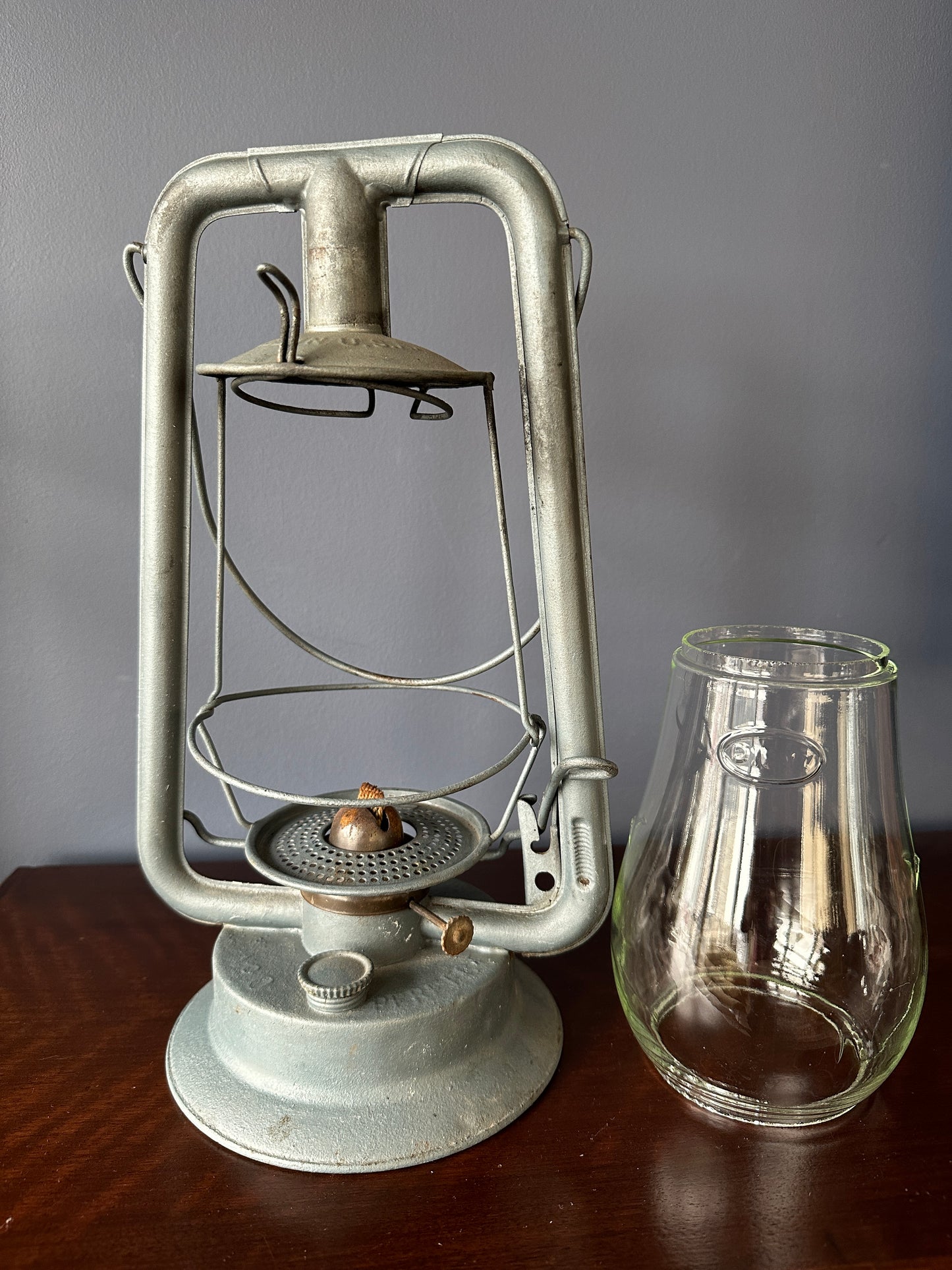 Defiance Lantern & Stamping Company No. 0 "Perfect" Side-Lift Hot Blast Tubular Lantern