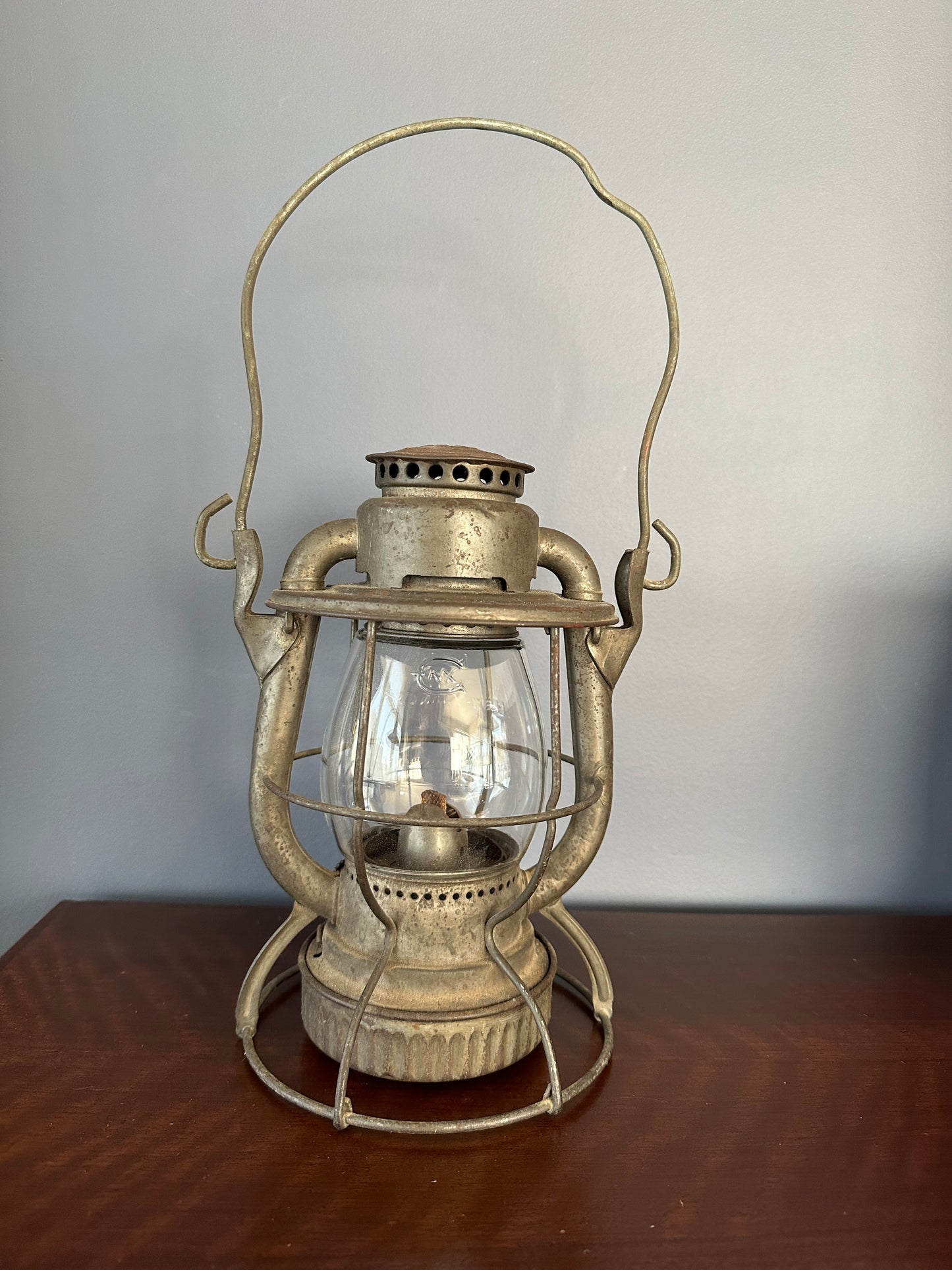 Dietz Vesta Lo-Top Coldblast Brakeman's Lantern