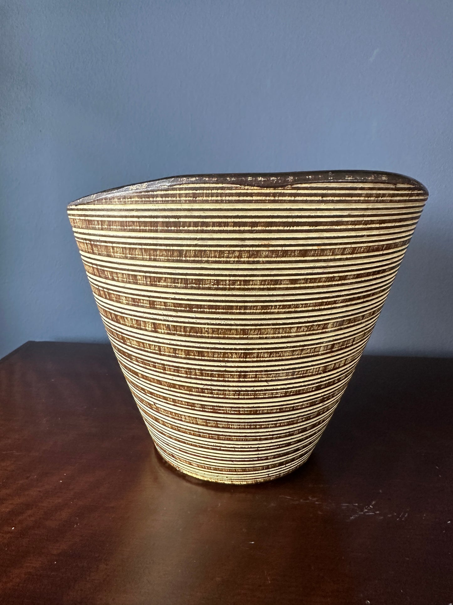 Dümler & Breiden West German Etched Pot 93/19