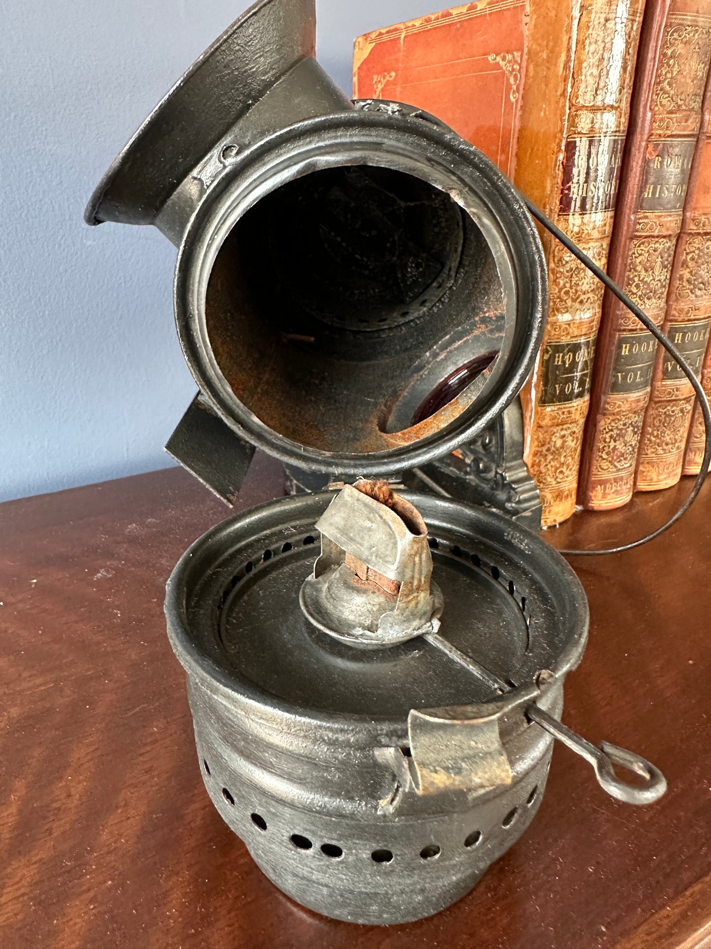 E.T. Wright Car / Carriage / Railroad Utility Lamp