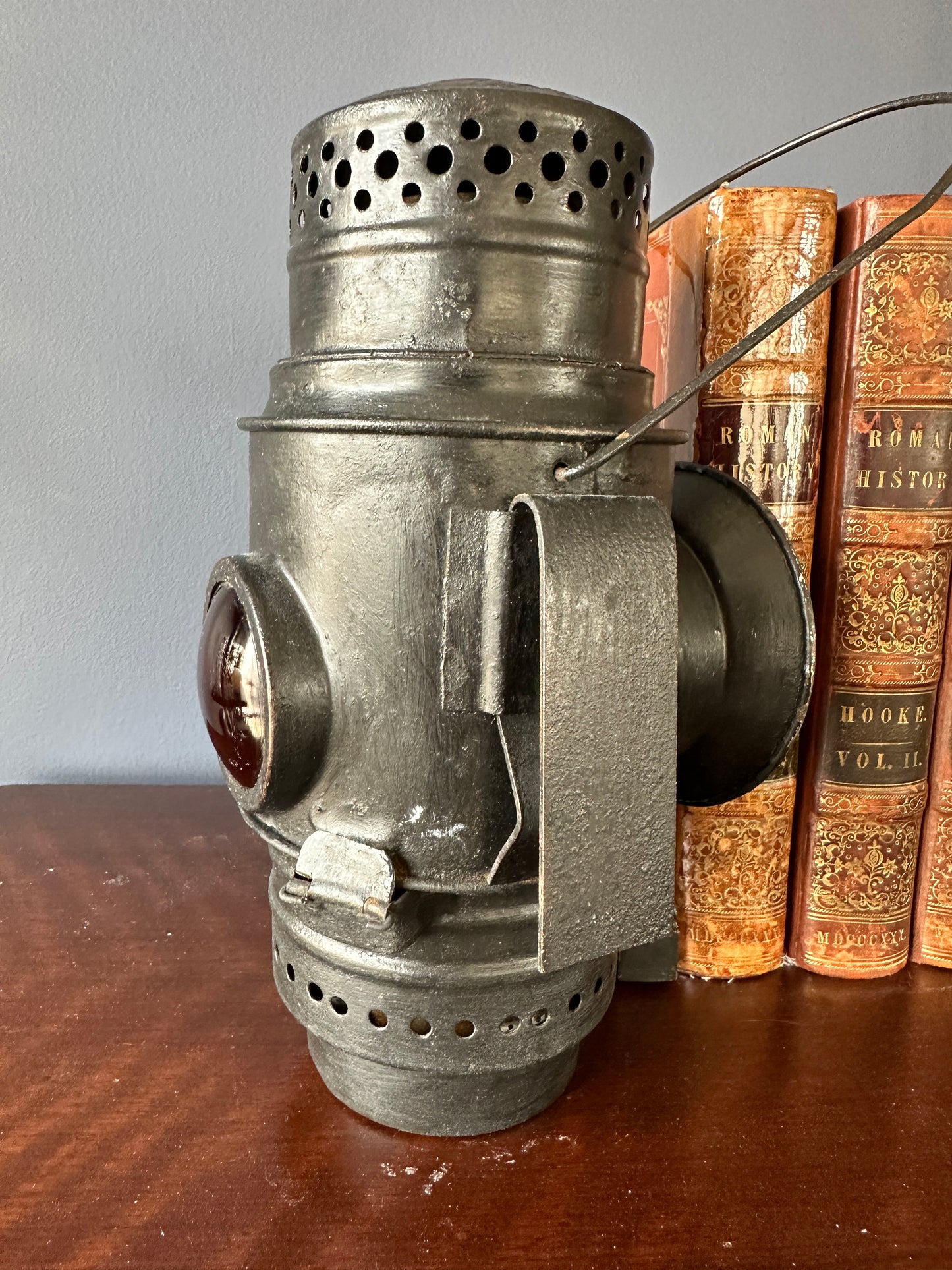 E.T. Wright Car / Carriage / Railroad Utility Lamp