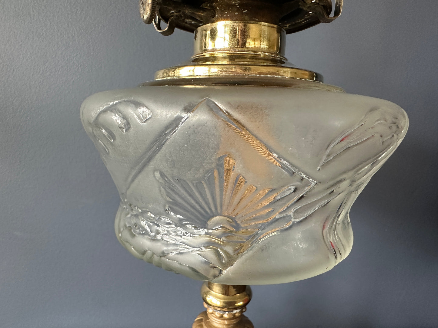 Four Cherub Frosted Glass Oil Lamp