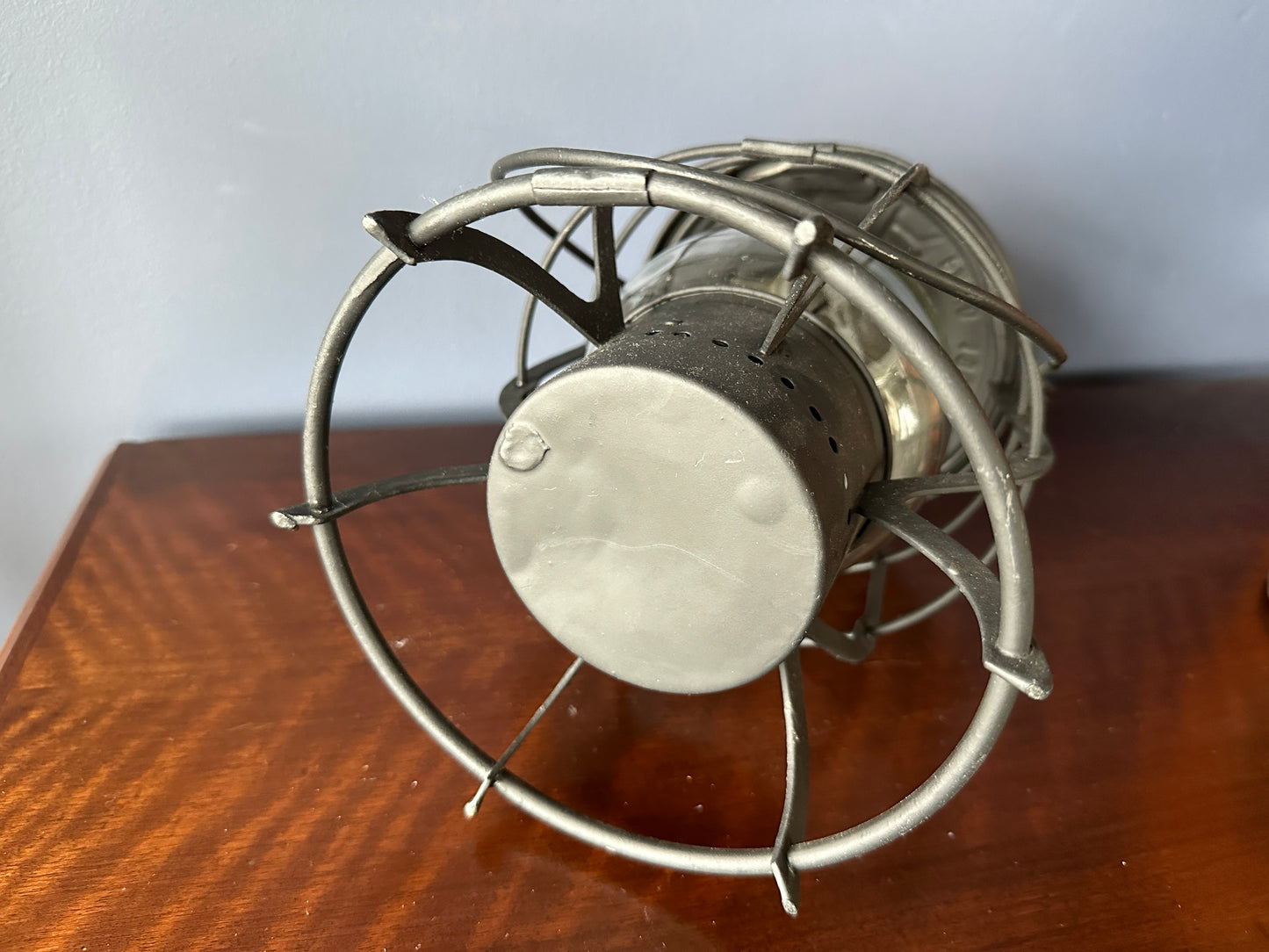 GTR E.T. Wright & Co. No. 15 Tall Globe Brakeman's Lantern