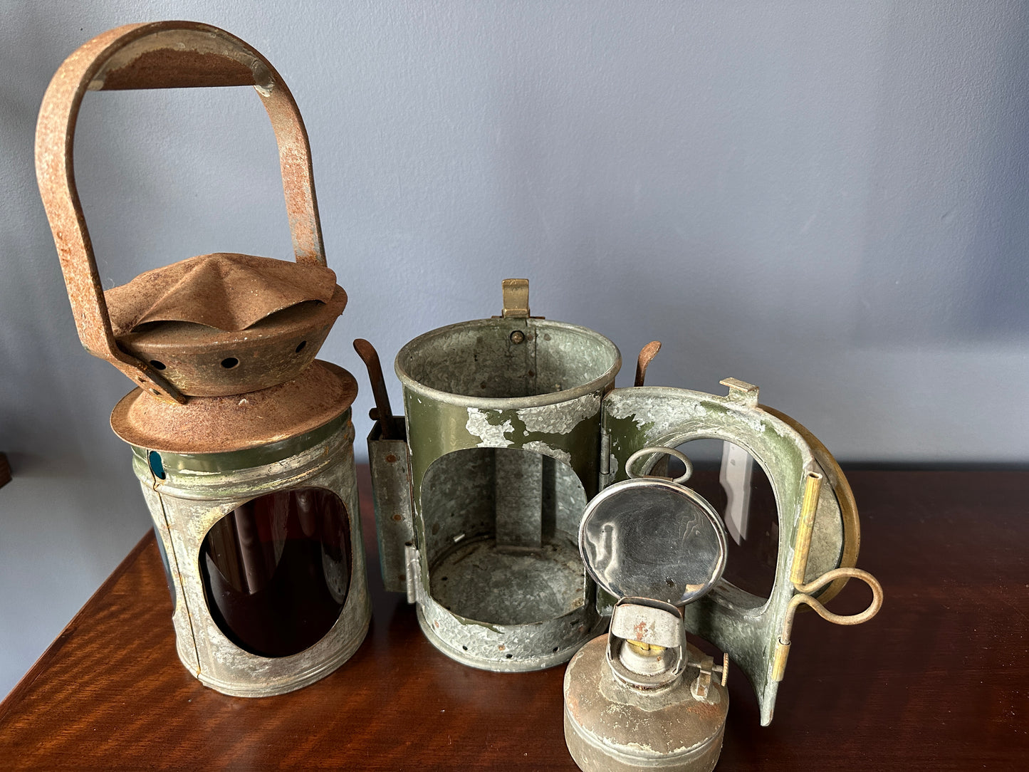 G.T.R. Rotating Tri-Colour Railroad Lantern