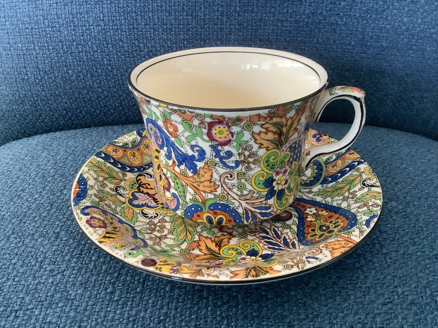 Royal Winton Grimwades Blue Paisley Ivory Pattern Tea Set