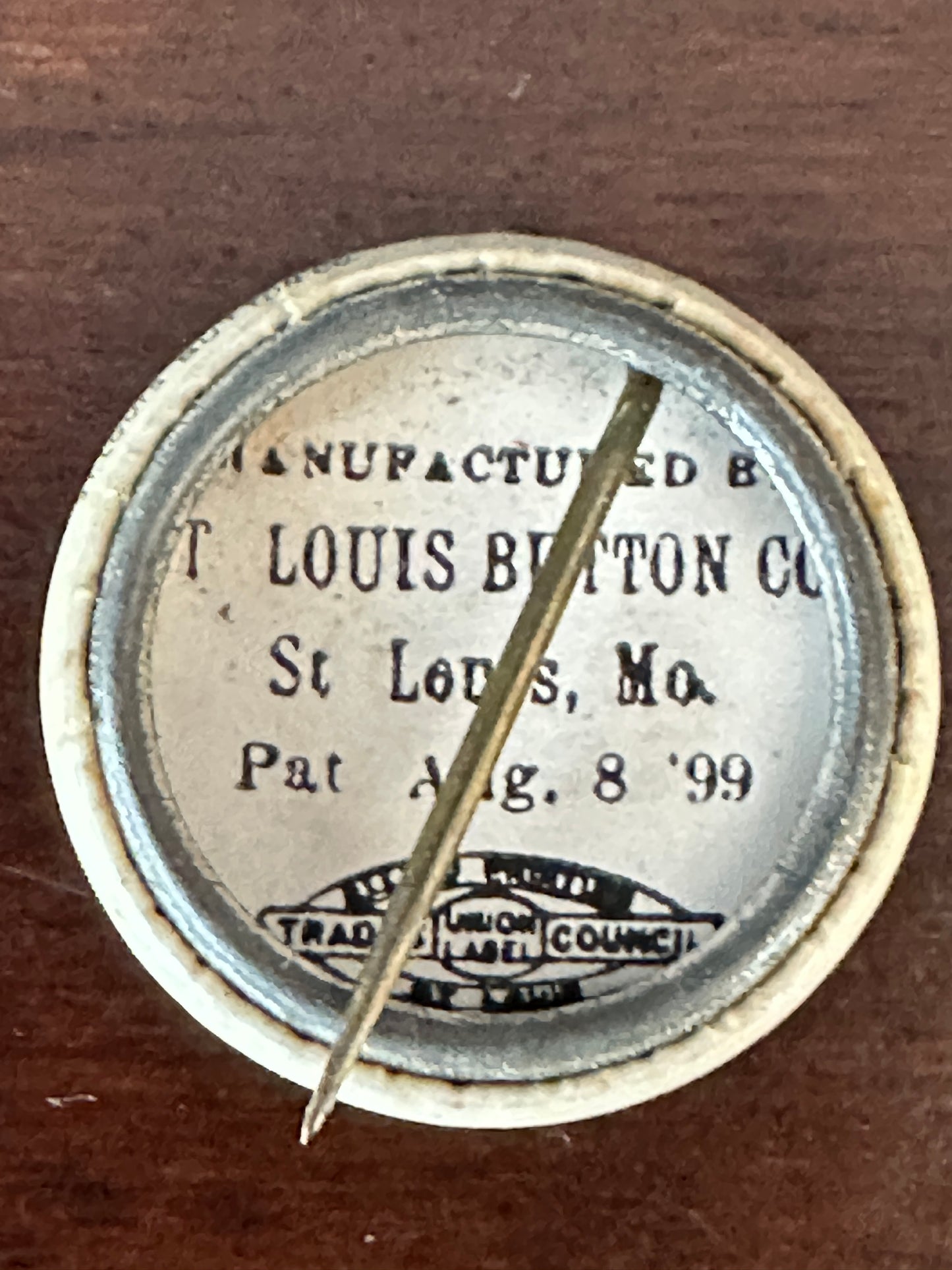 Advertising Pinback Button: The Heller-Aller Co Windsor