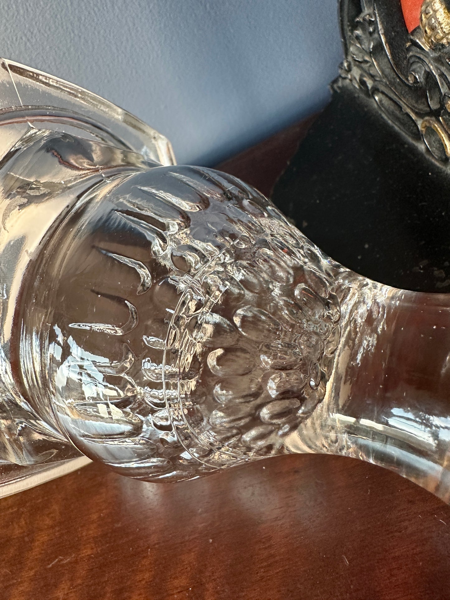 circular mould marks, large pressed glass pedestal oil lamp
