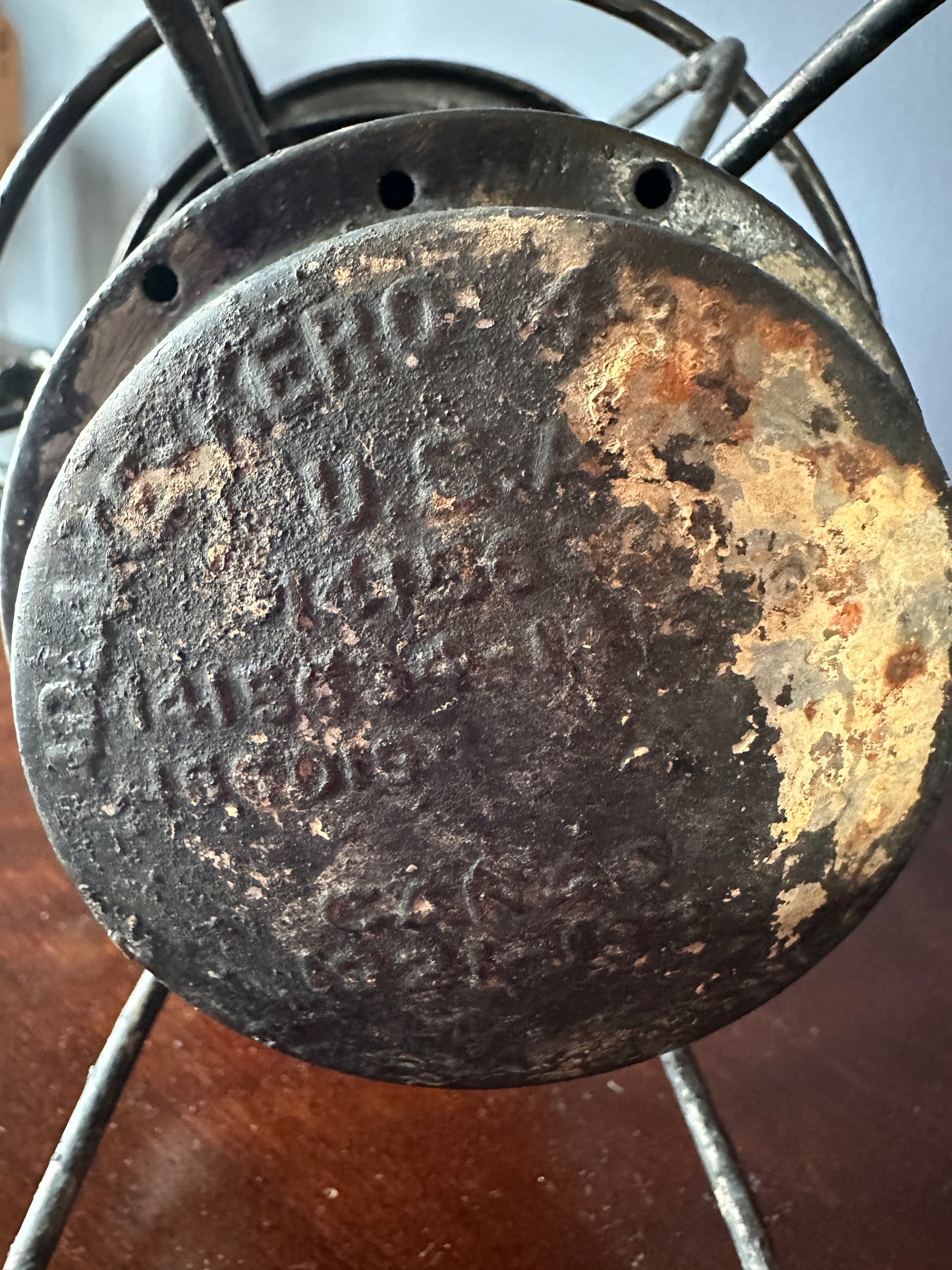 New York Central Lines (N.Y.C.L.) Adams & Westlake Brakeman's Lantern - 1930's