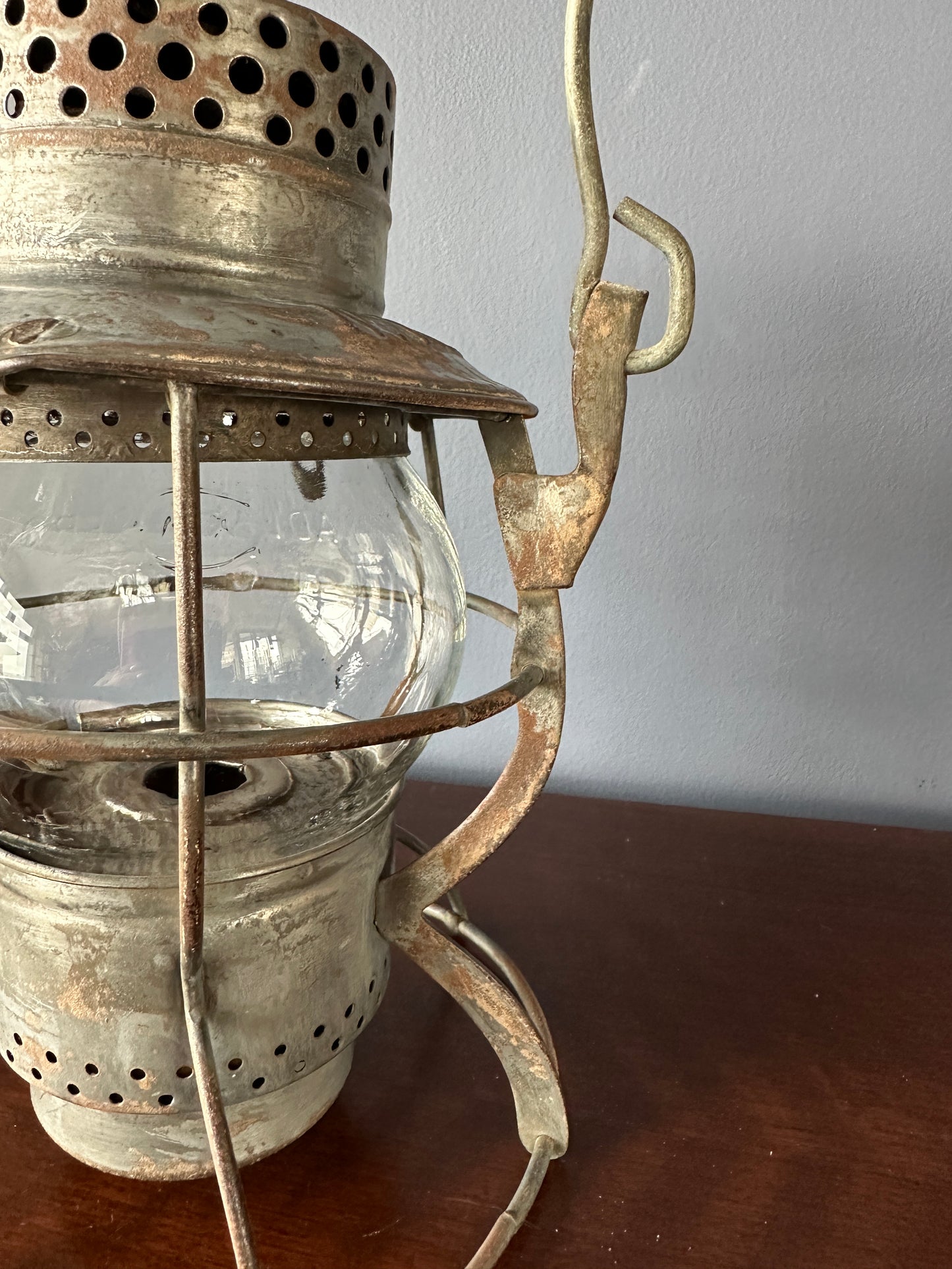 NYCS Dietz 999 Brakeman's Lantern - circa 1929