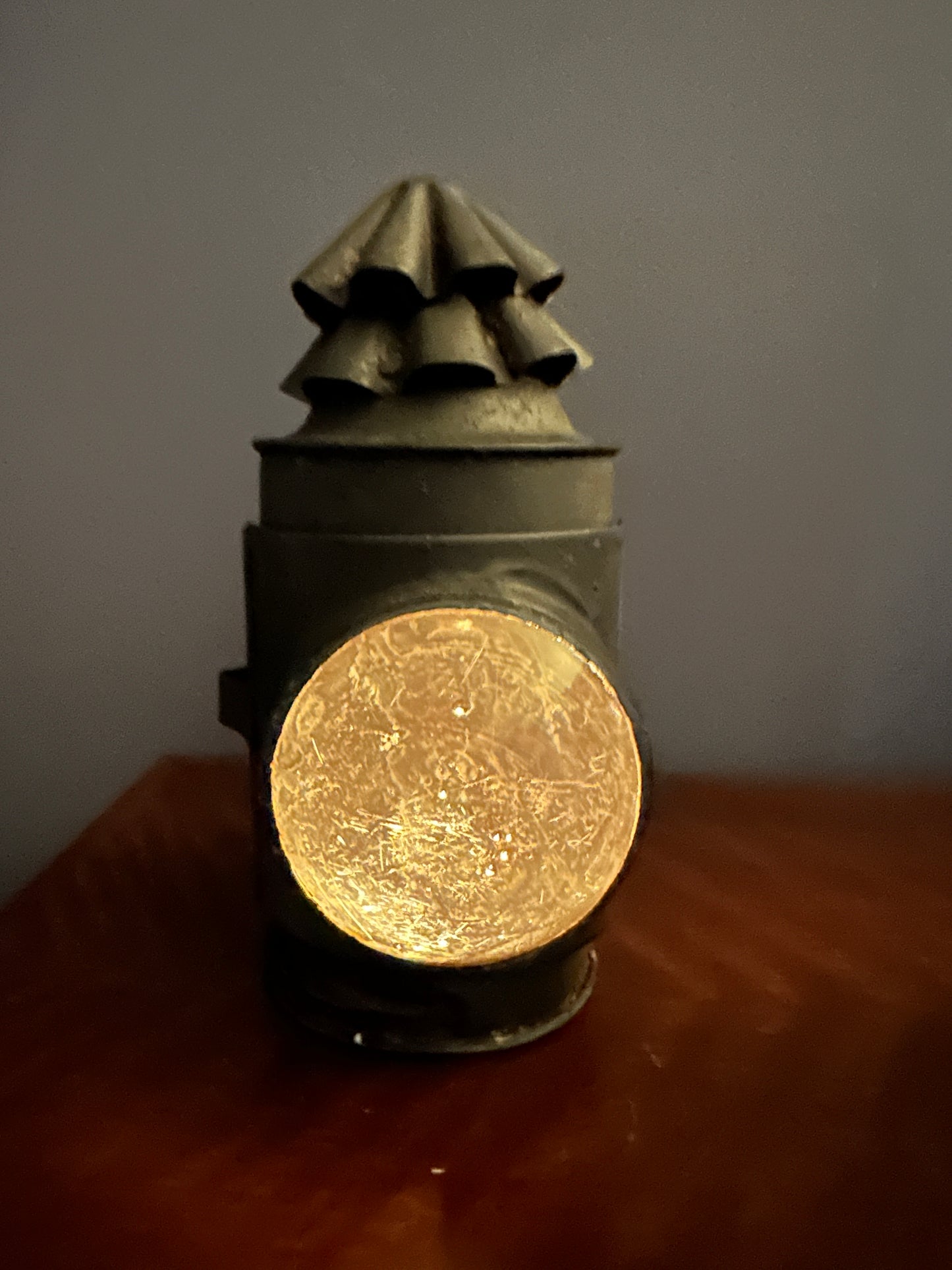 Bullseye / Dark Hand Lantern