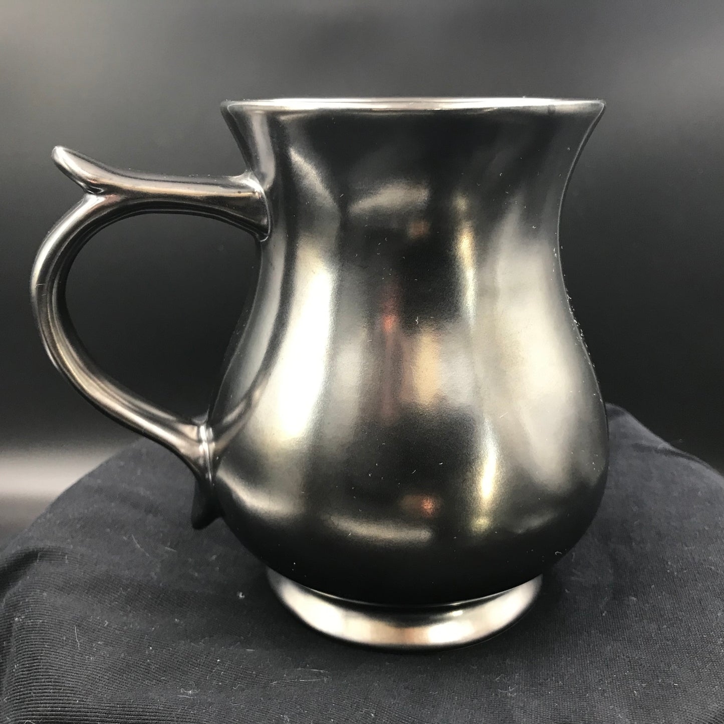 Prinknash Gunmetal/Pewter Glaze Pint Mug / Tankard