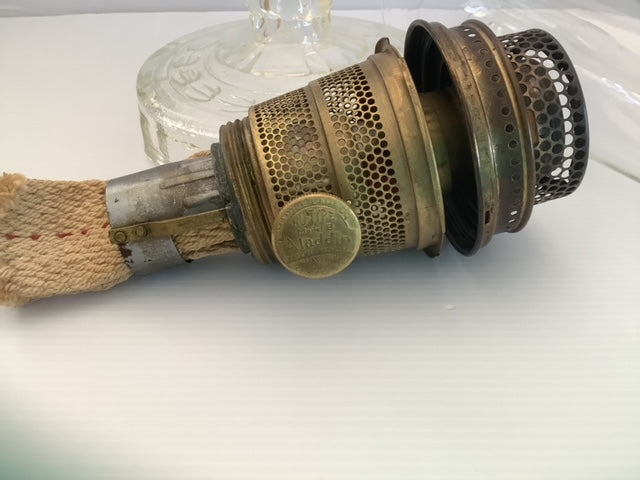Mantle Lamp Co/Aladdin Model B Tall Washington Drape Oil Lamp