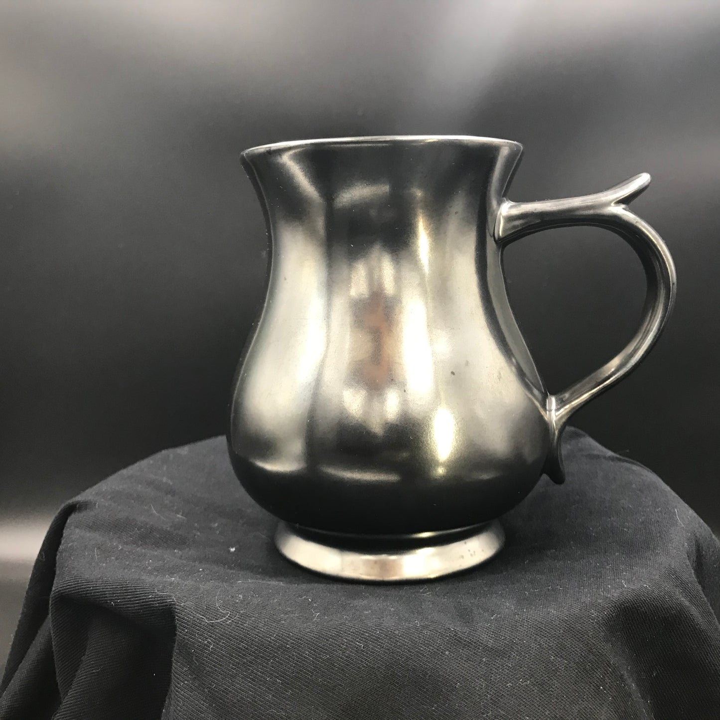 Prinknash Gunmetal/Pewter Glaze Pint Mug / Tankard