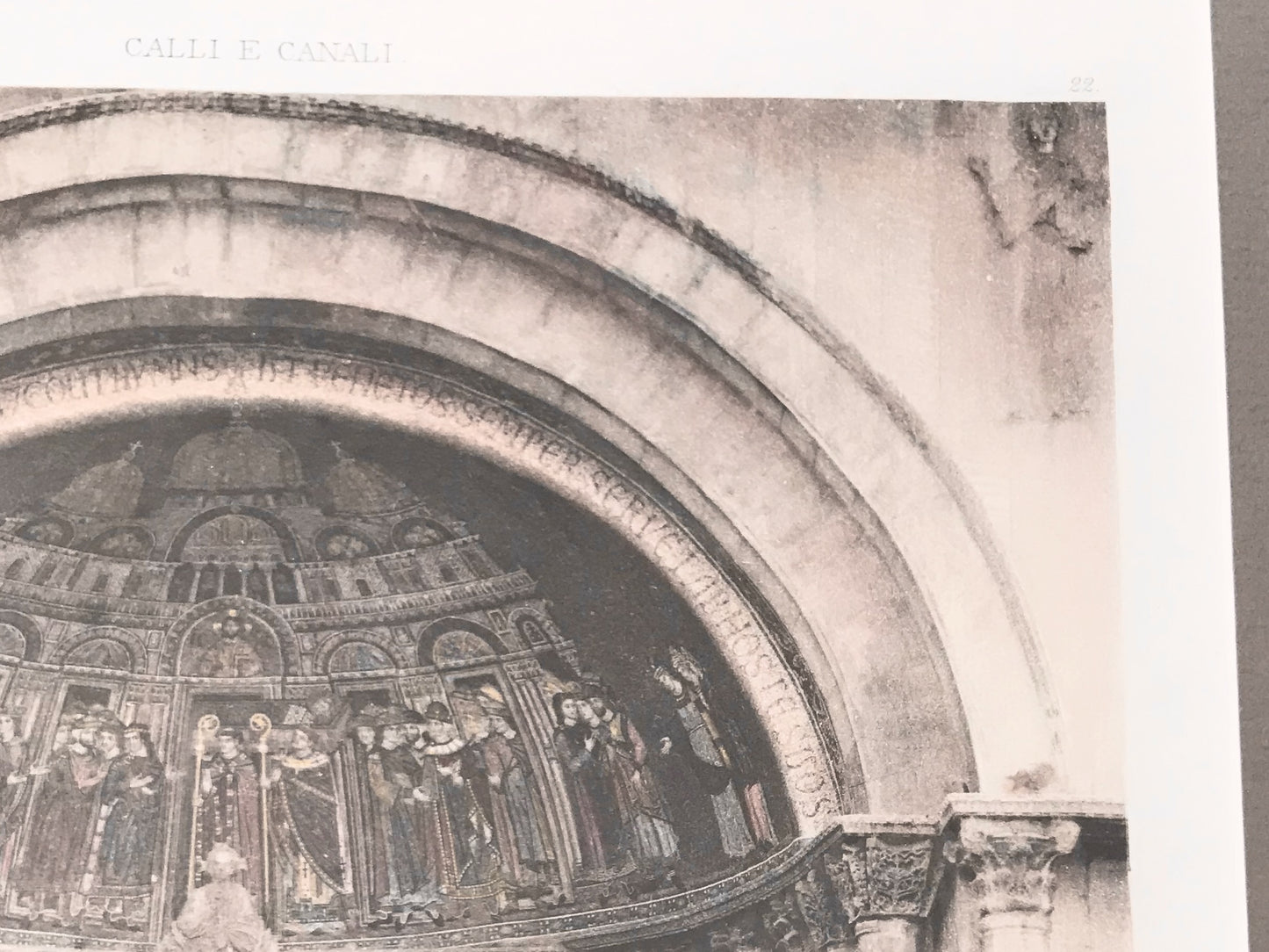 Ferdinando Ongania, Calli e Canali, Venezia, Plate 22, scene of an arched entrance to a building Photogravure
