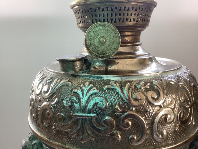Brunner & Co Lion Head Metal Pedestal Oil Lamp