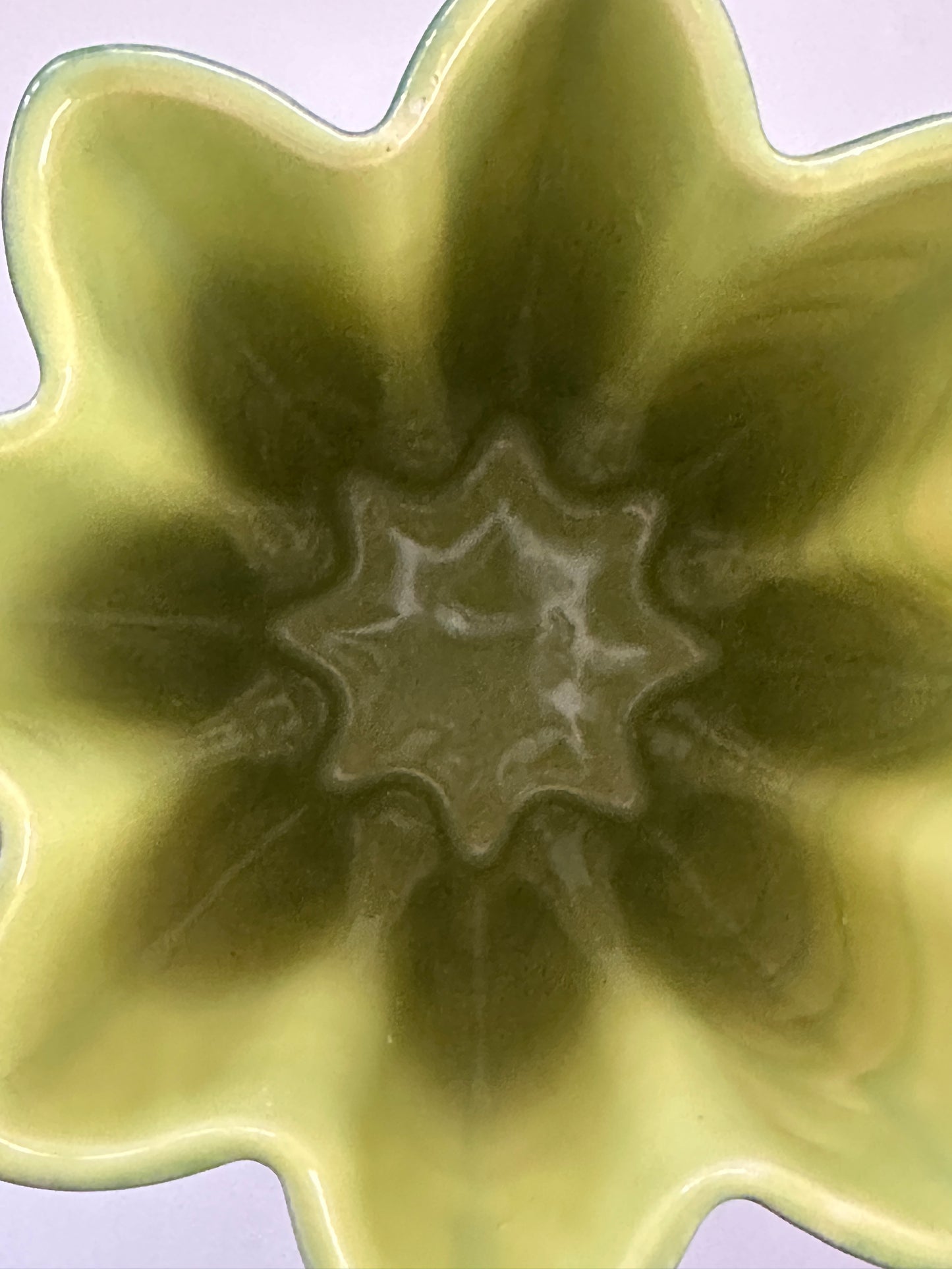 Large Beauceware Canada No. 258 Green and Yellow Starburst Vase
