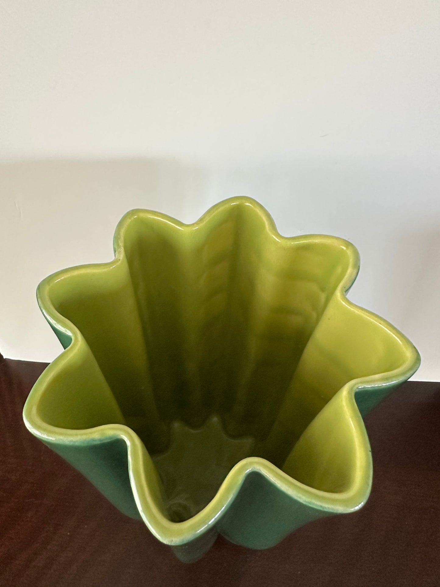 Large Beauceware Canada No. 258 Green and Yellow Starburst Vase