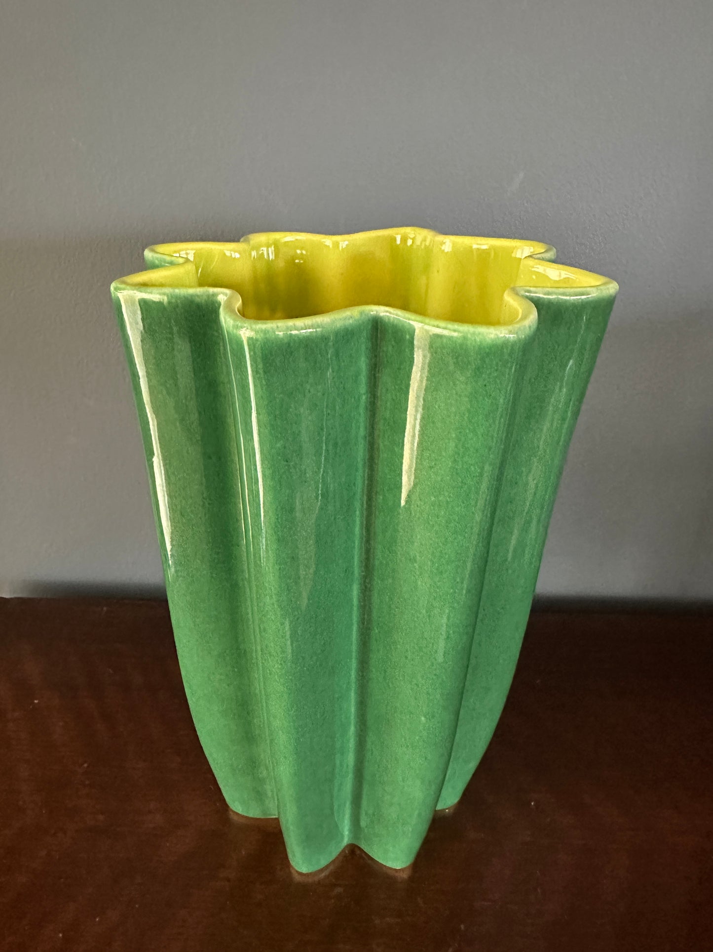 Large Beauceware Canada No. 258 Green and Yellow Starburst Vase