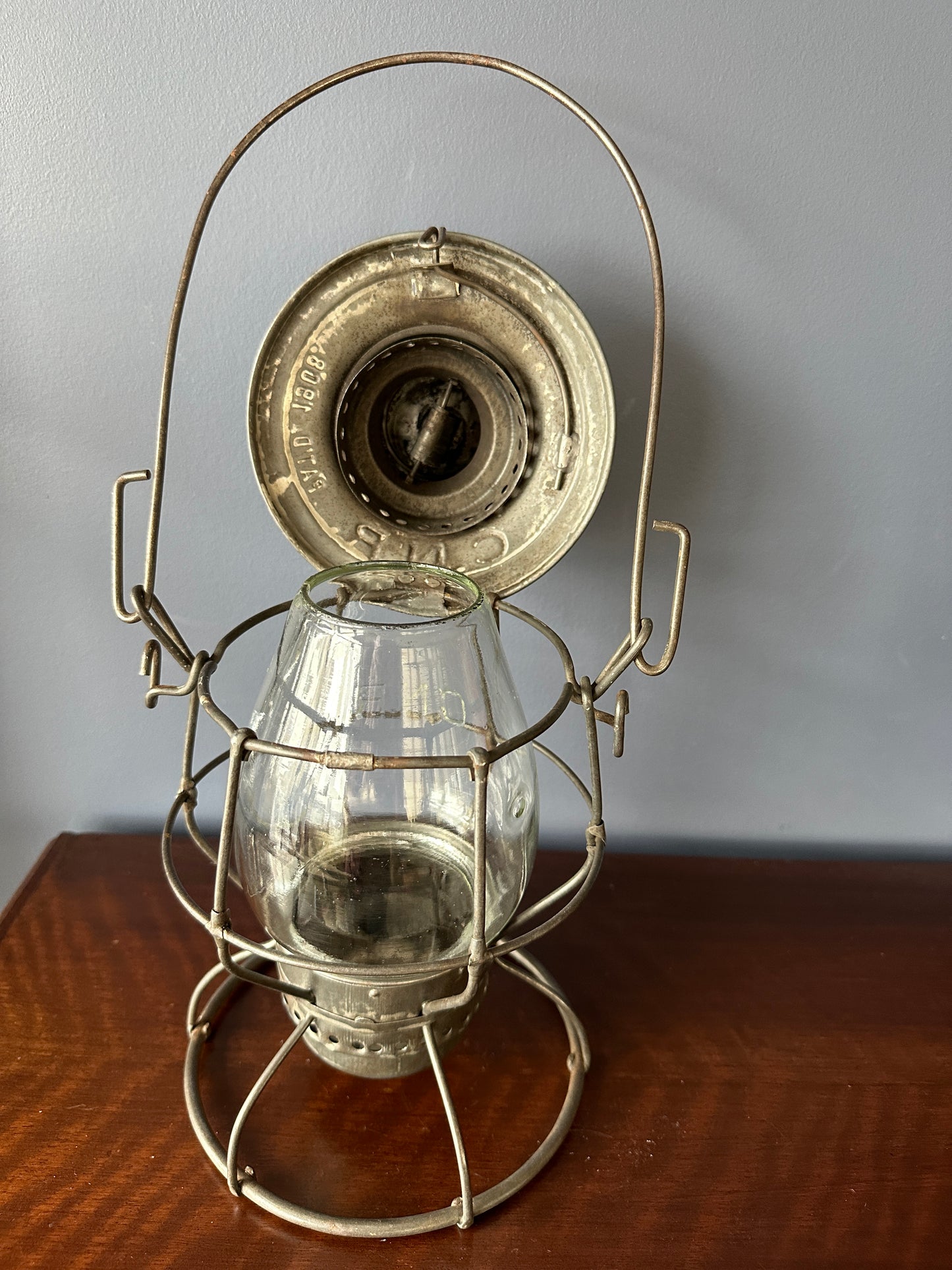 CNR E.T. Wright & Co. Tall Globe Brakeman's Lantern - 1920's