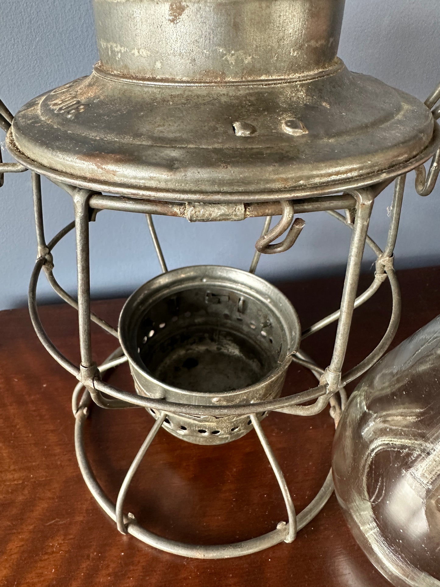 CNR E.T. Wright & Co. Tall Globe Brakeman's Lantern - 1920's