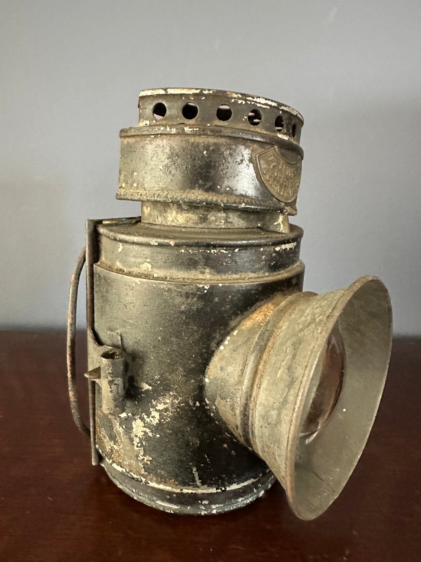 Dolan & Co. “The Crescent Lamp” Bullseye/Dark Hand Lantern