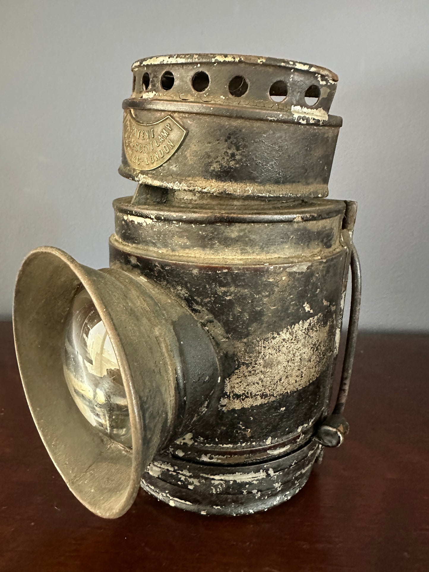 Dolan & Co. “The Crescent Lamp” Bullseye/Dark Hand Lantern