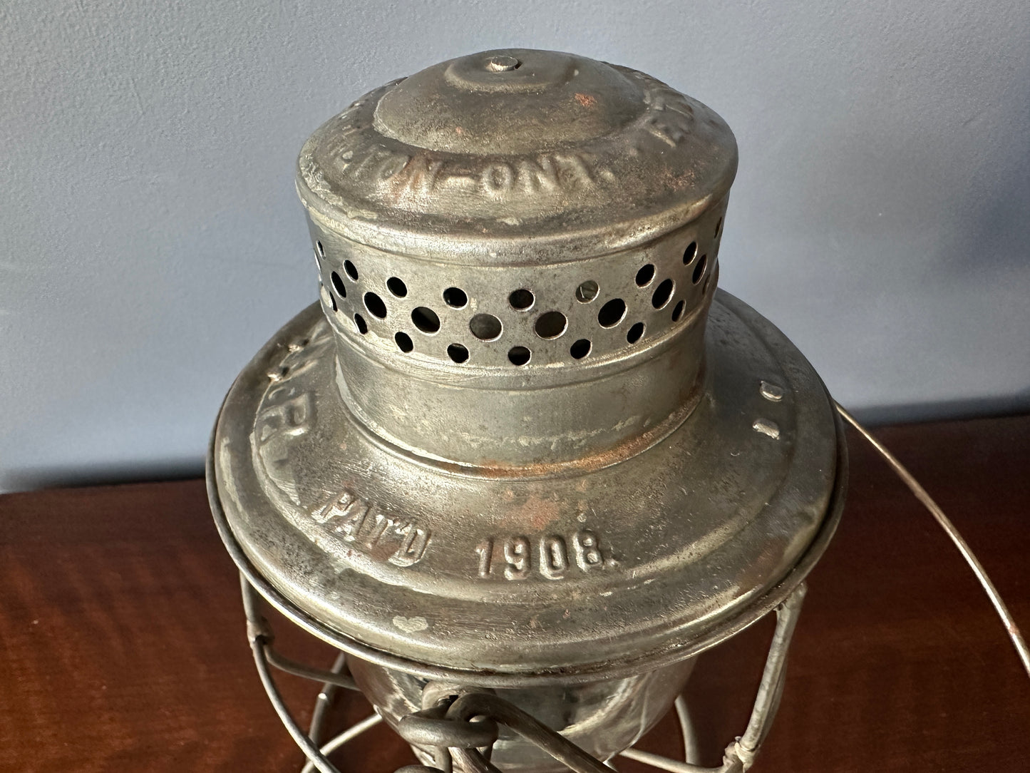 CNR E.T. Wright & Co. Tall Globe Brakeman's Lantern - 1920's