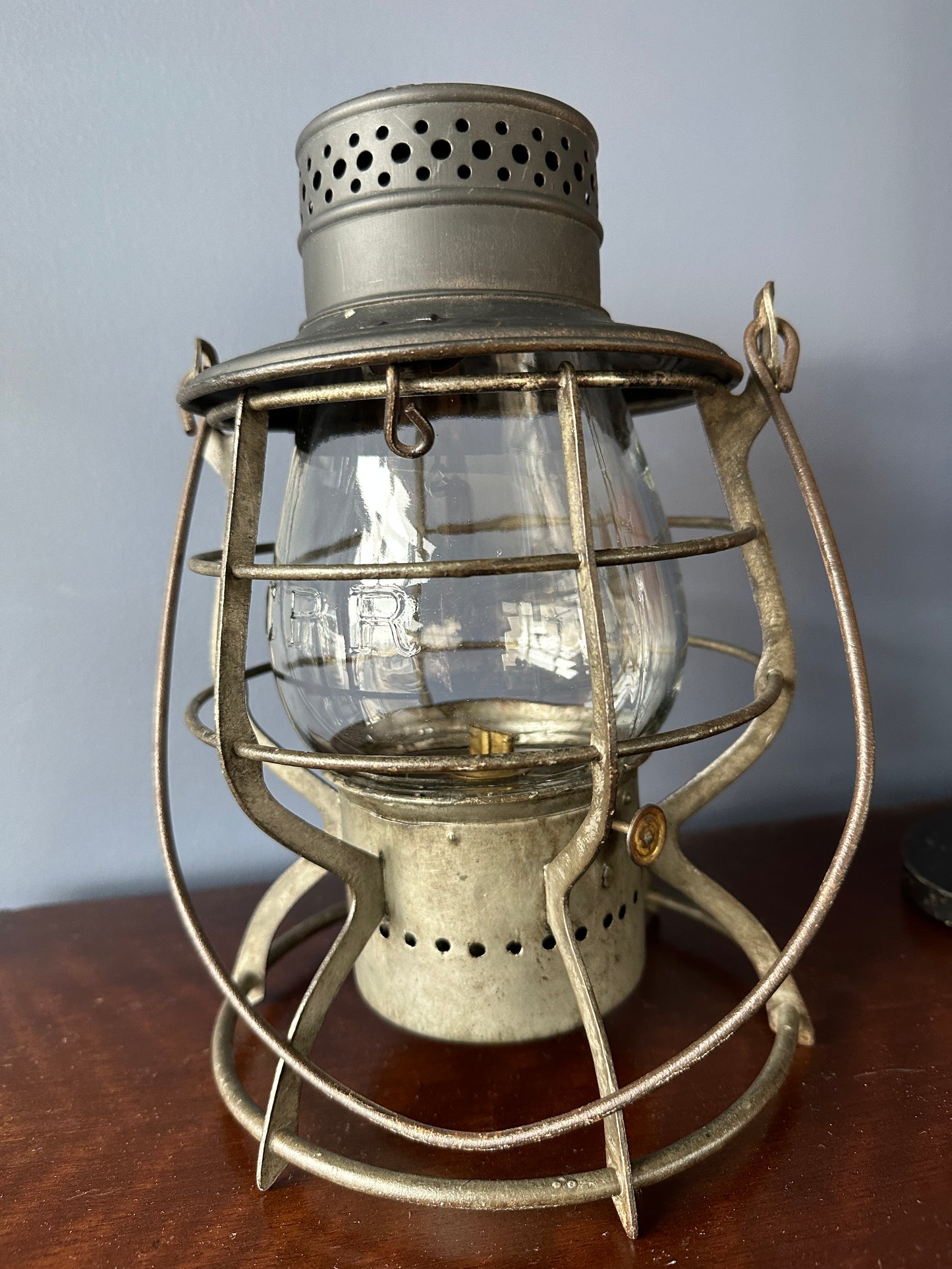 CPR E.T. Wright & Co. Brakeman's Lantern - 1915