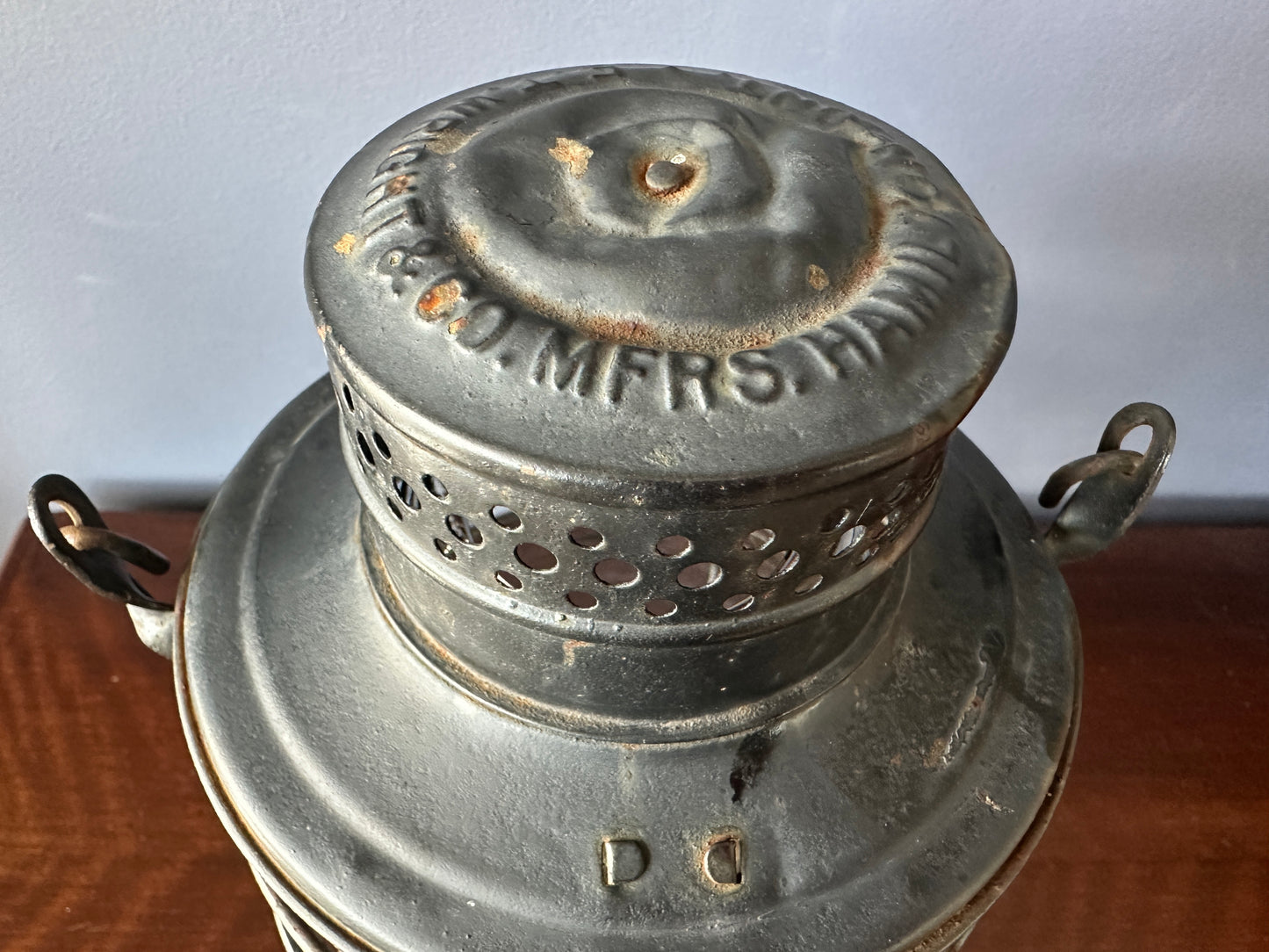 GTR E.T. Wright & Co No. 11 Tall Globe Brakeman's Lantern