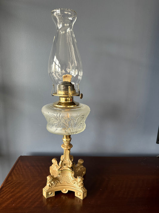 Four Cherub Frosted Glass Oil Lamp