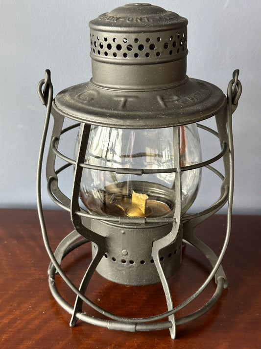 GTR E.T. Wright & Co. No. 15 Tall Globe Brakeman's Lantern