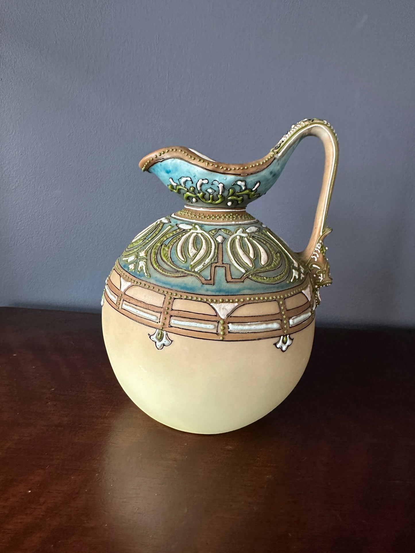 Nippon Moriage Pitcher