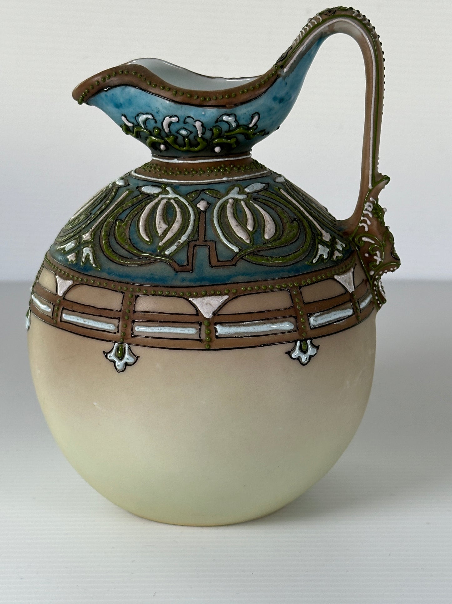 Nippon Moriage Pitcher