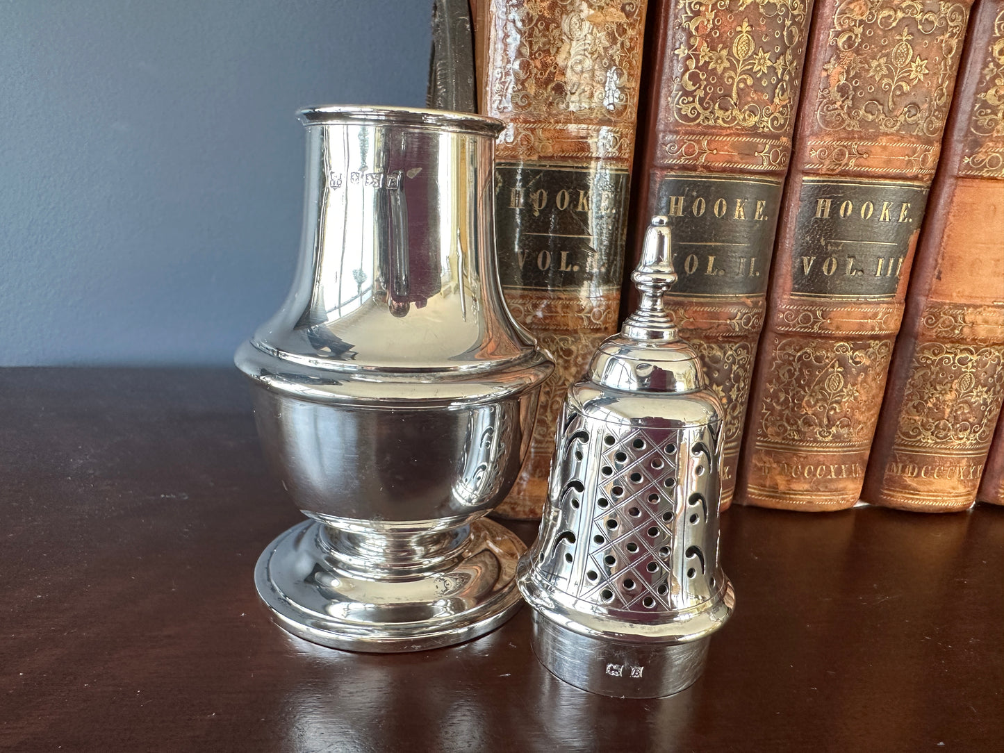 Sterling Silver Sugar Shaker / Muffineer