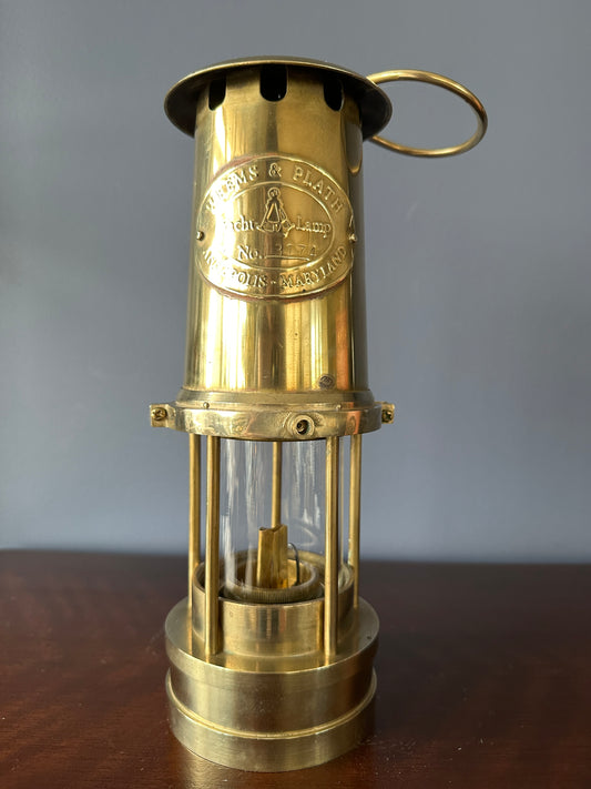 Weems & Plath #700 Yacht Lamp