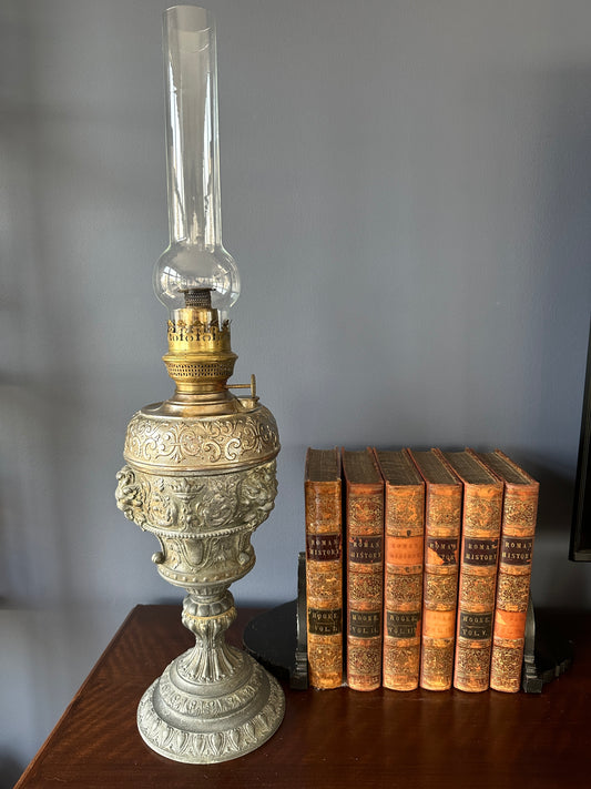 Brunner & Co Lion Head Metal Pedestal Oil Lamp