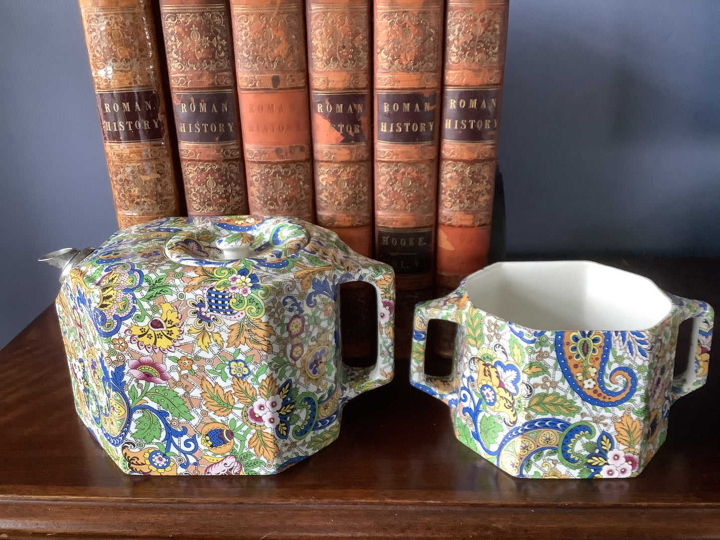 Royal Winton Grimwades Blue Paisley Ivory Pattern Tea Set