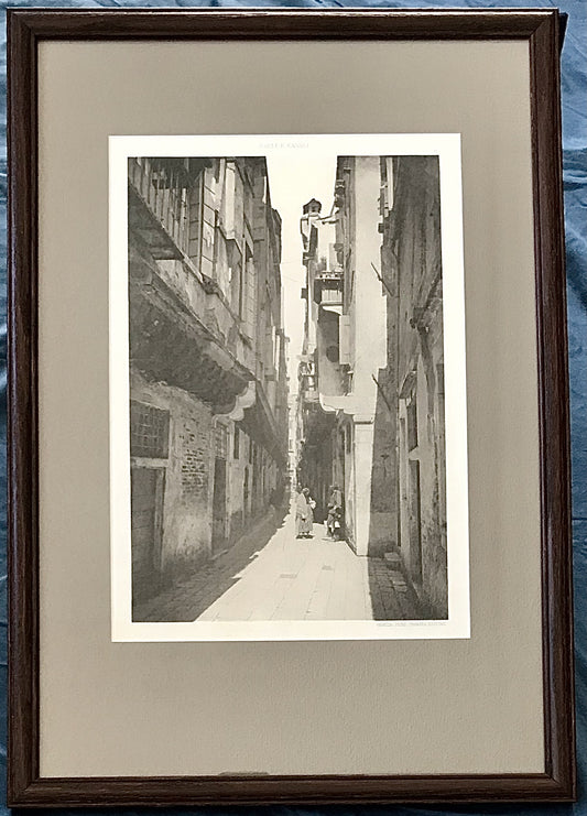 Ferdinando Ongania, Calli e Canali, Venezia, Plate 35, scene of an alley. Photogravure